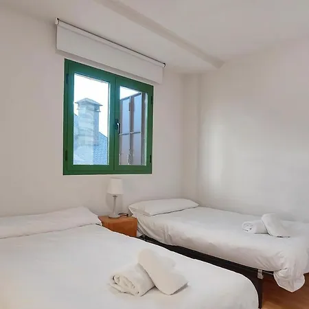 Holiday home Argualas Triplex Con Piscina Panticosa