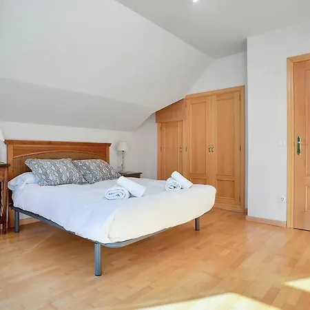 Argualas Triplex Con Piscina