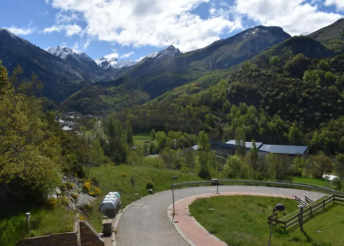 Argualas - Triplex Con Piscina - By Cardi 別荘