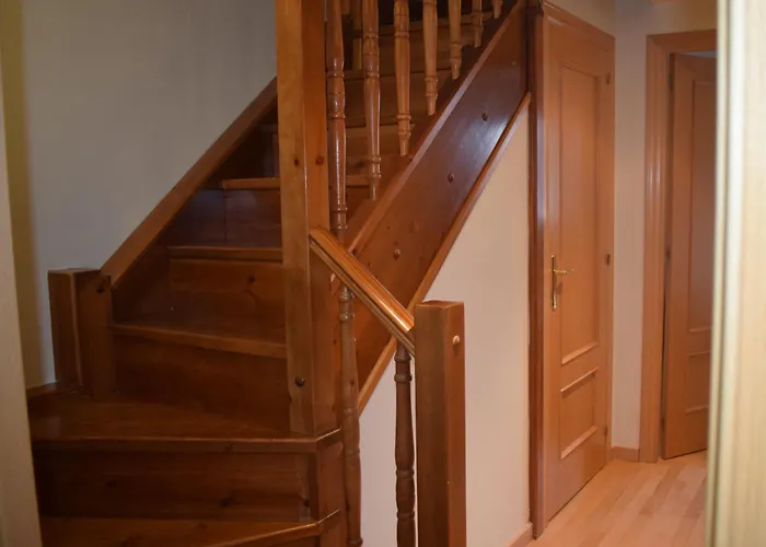 Semesterbostad Argualas - Triplex Con Piscina - By Cardi