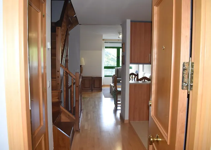 Argualas - Triplex Con Piscina - By Cardi Panticosa