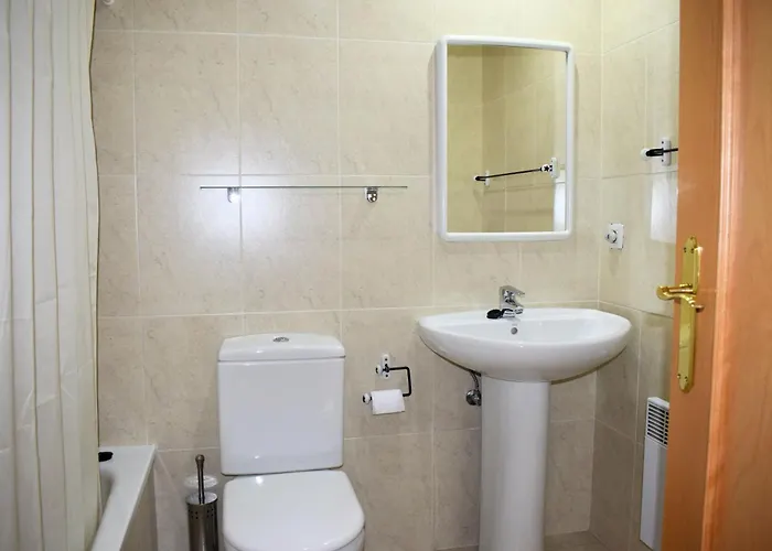 Argualas - Triplex Con Piscina - By Cardi Semesterbostad