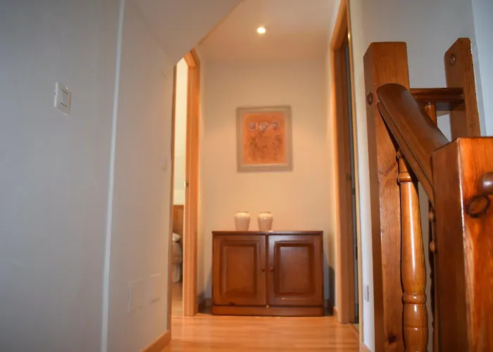 別荘 Argualas - Triplex Con Piscina - By Cardi *